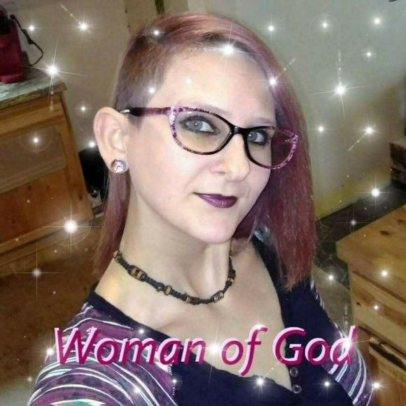 Meet your Posher, Sarah - Picture 1 of 1